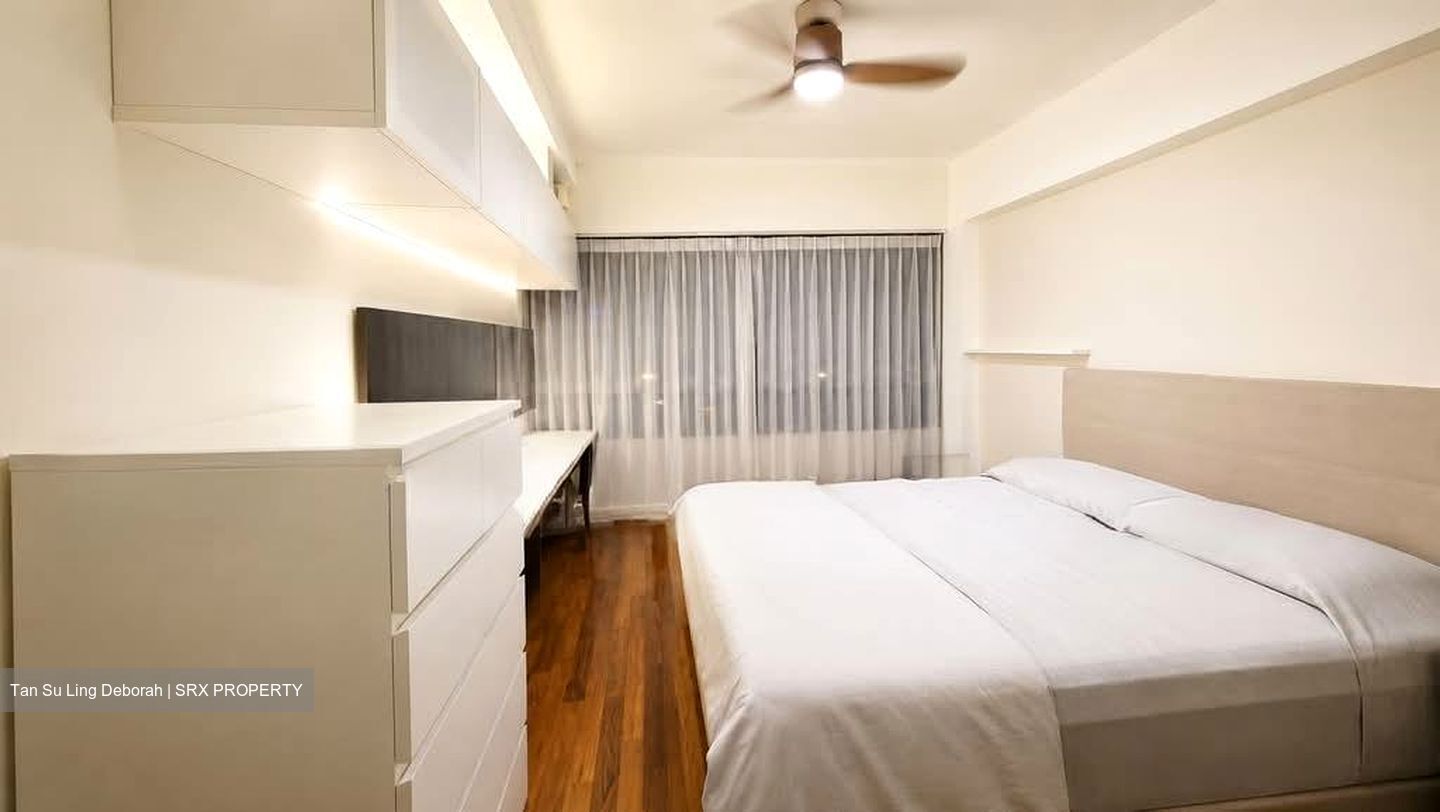 Blk 220C Linear Green @ Bedok (Bedok), HDB 5 Rooms #575841181